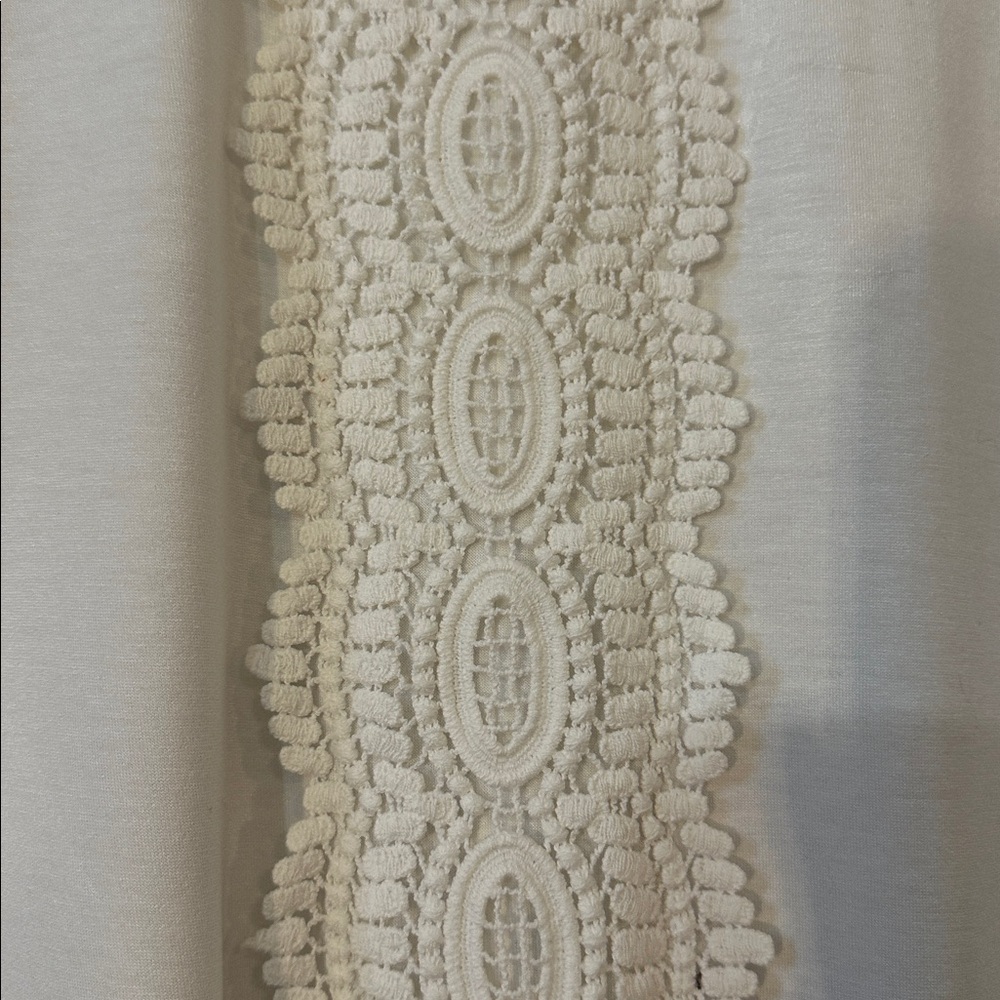 Romantic Like NEW Ivory White Pale Sky Keyhole Crochet Embroidered Lace Blouse M - Picture 9 of 12
